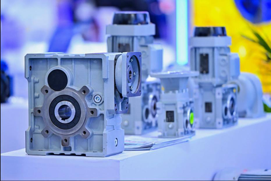 动力传动2.jpg 动力传动2.jpg